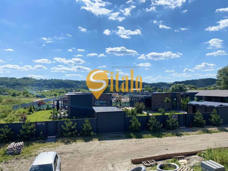 Сучасний будинок з ремонтом біля озера та Київських Карпат в Підгірцях