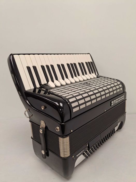 Akordeon Hohner Tango IVT 96 basów-4ch. stan BDB zamiana!!!