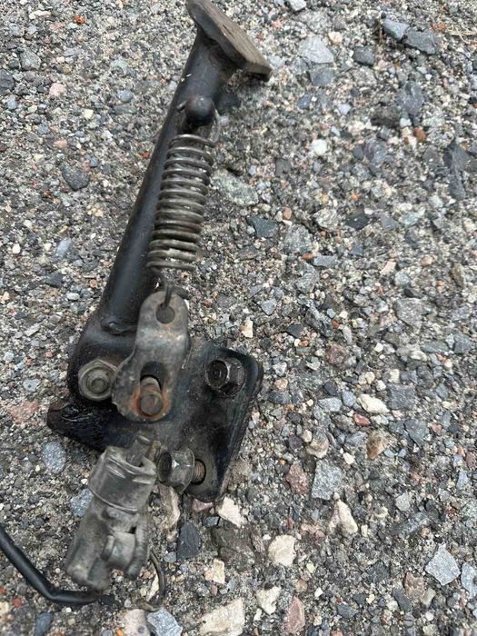 Бокова подножка Yamaha (Gear 2T)