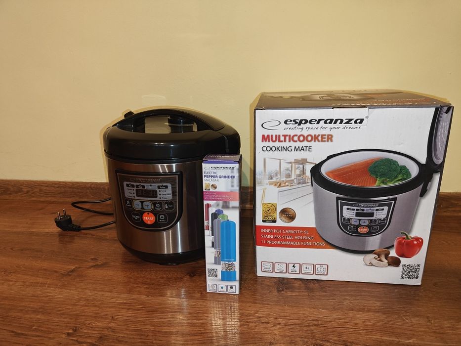 Sprzedam nowy Multicooker Esperanza EKG011. Zakup z kwietnia 2025