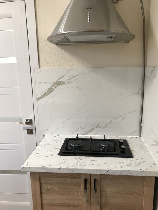 Апартамент з власною кухнею в Берегове,до басейну 10хв