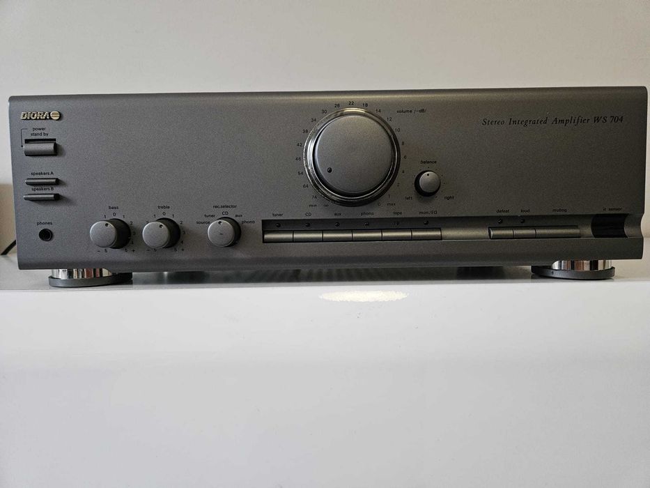 Wzmacniacz  Diora 704 audio