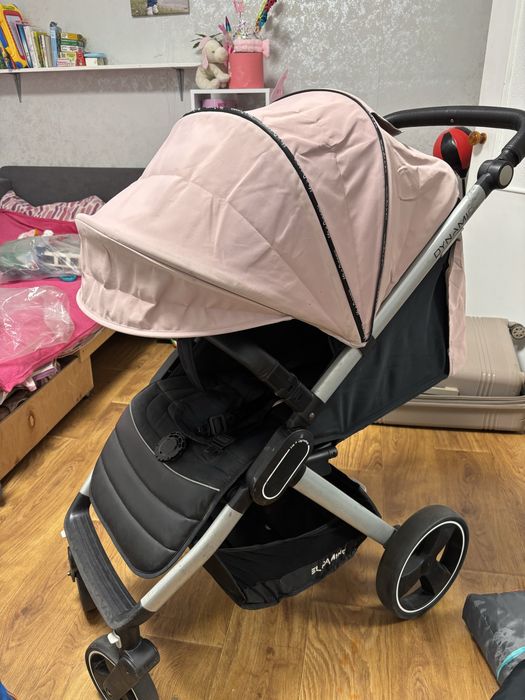 Коляска прогулочная Dynamic pro