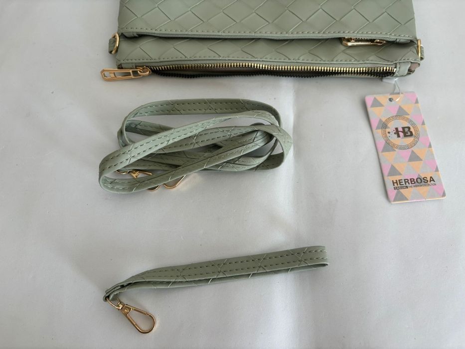 Carteira verde comprida