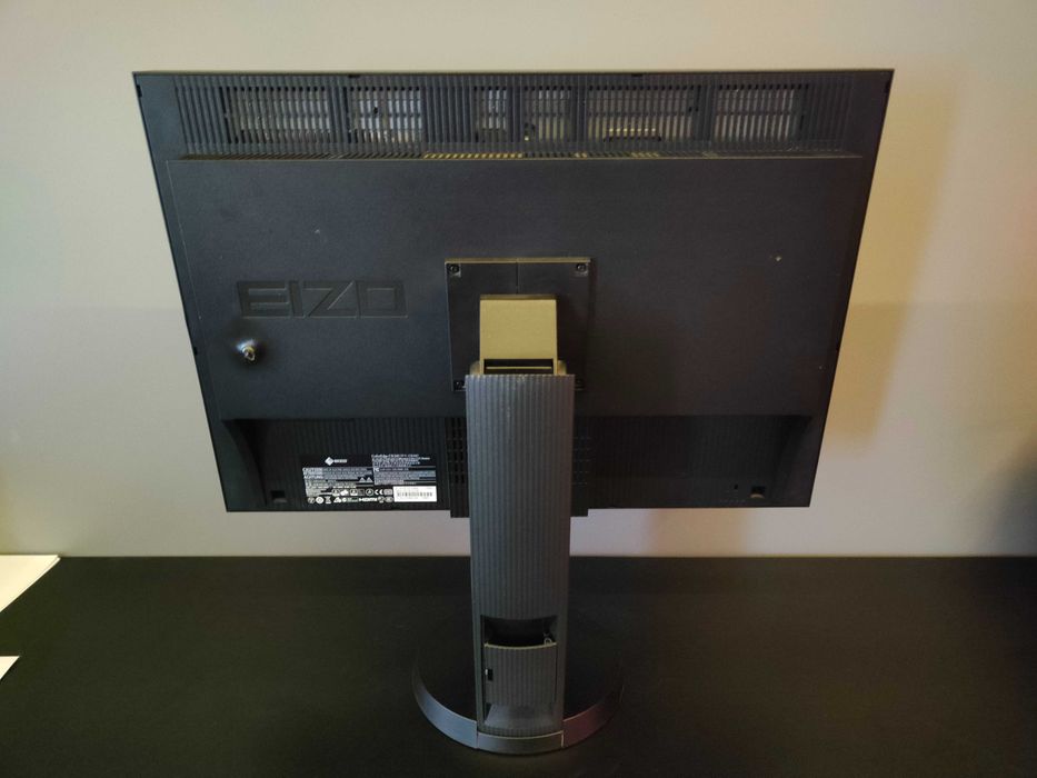 Monitor Eizo CX241