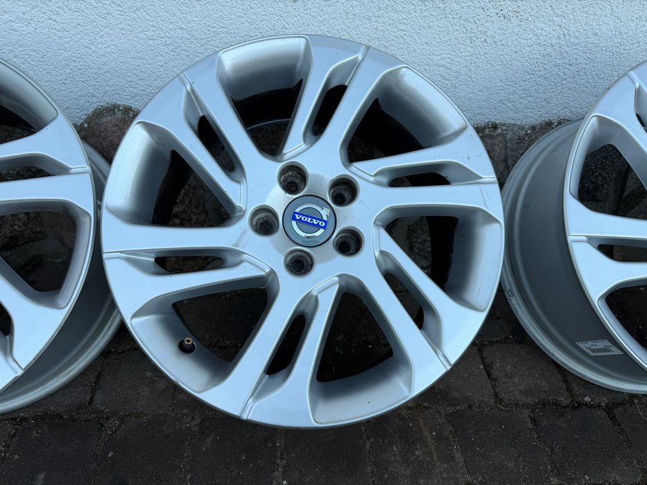 Felgi aluminiowe 17’ Volvo XC60 XV70 5x108