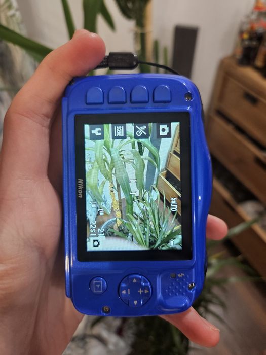 Nikon Coolpix W100 niebieski – stan dobry | bateria + kabel