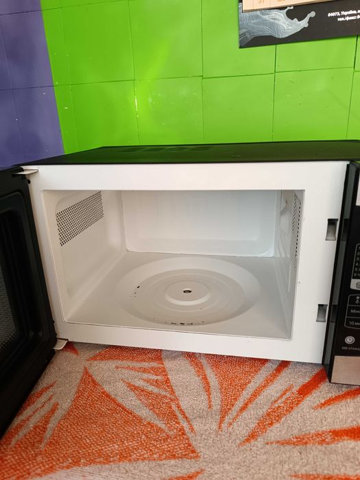 Микроволновка LG