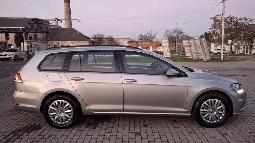 Продам Гольф 7 1.6 диз.Автомат.20р.