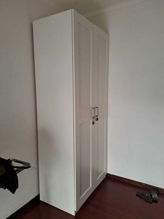 moveis quarto cama + roupeiro + movel arrumação