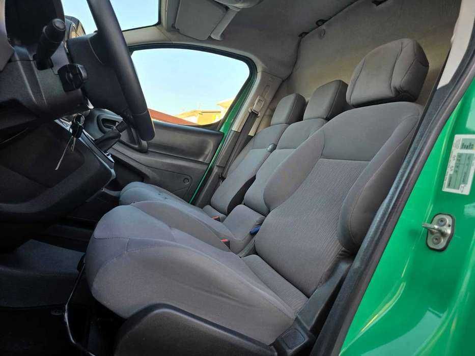 PEUGEOT PARTNER L1 1.6HDI 90CV 3 LUGARES "IVA DEDUTÍVEL"
