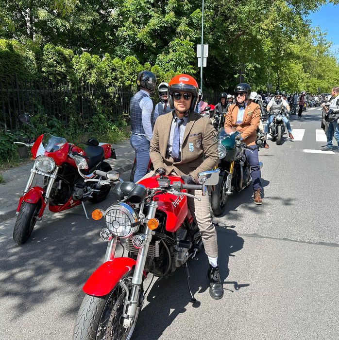 Savvy Brit Who Makes English Learning Fun!