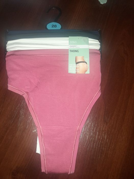 Sprzedam stringi bonprix