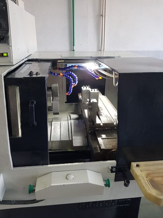 Torno Cnc Fanuc em bom estado