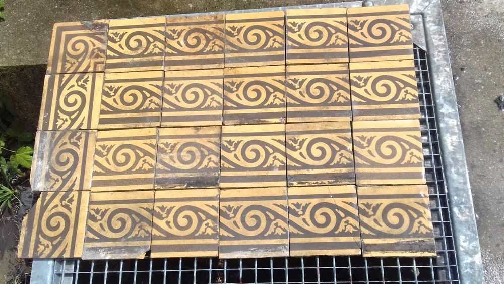 Stara 120 lat mozaika podlogowa rozmiar 17x17