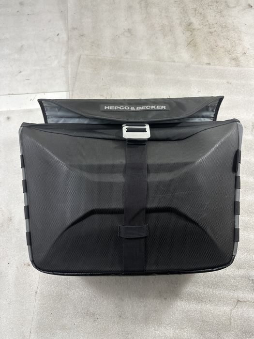 Sakwa boczna tekstylna Xtravel C-Bow (pojedyncza Hepco Becker Mocowanie zamek