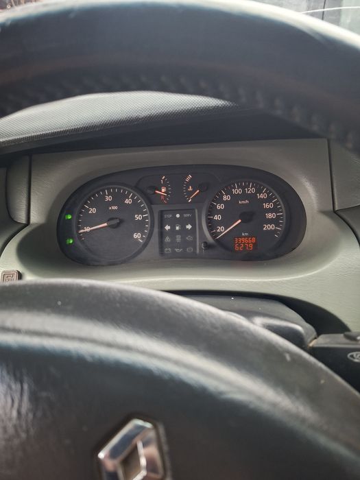 Грузопсажирский автомобиль Reno Traffic 1.9tdi 2005 дизель