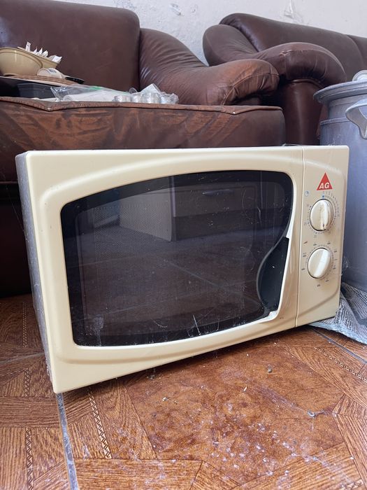 Microondas Branco AG