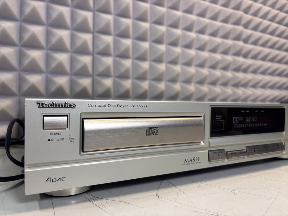 Odtwarzacz CD Technics SL P 277 A