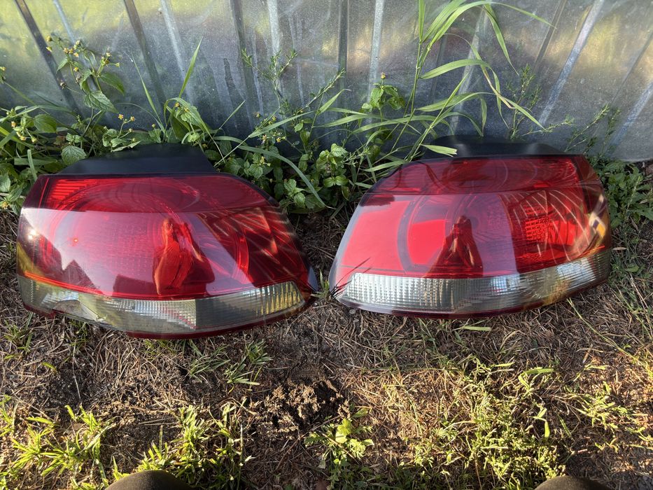 Lampy tylne golfa 6