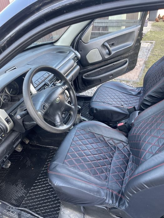 Land Rover Freelander terenówka 4x4