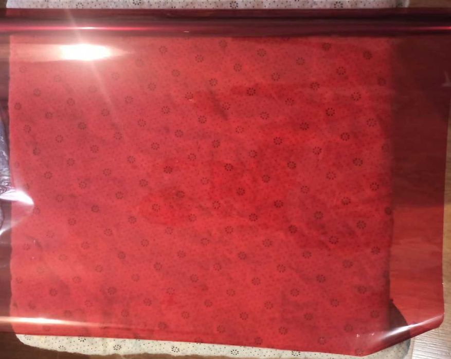 Пленка термоусадочная для моделей самолетов 2х0,6 м (красная)