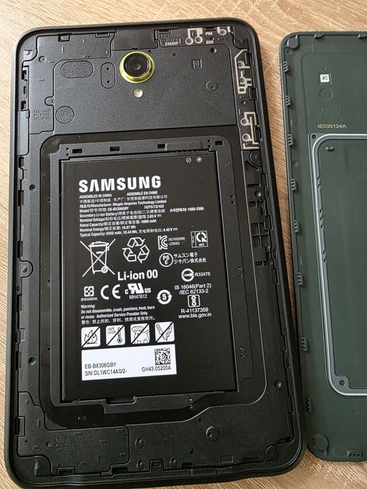 Tablet Samsung Galaxy Tab Active5 Wi-Fi (SM-X300) + Pancerna Obudowa – Stan BDB / Bateria 100%