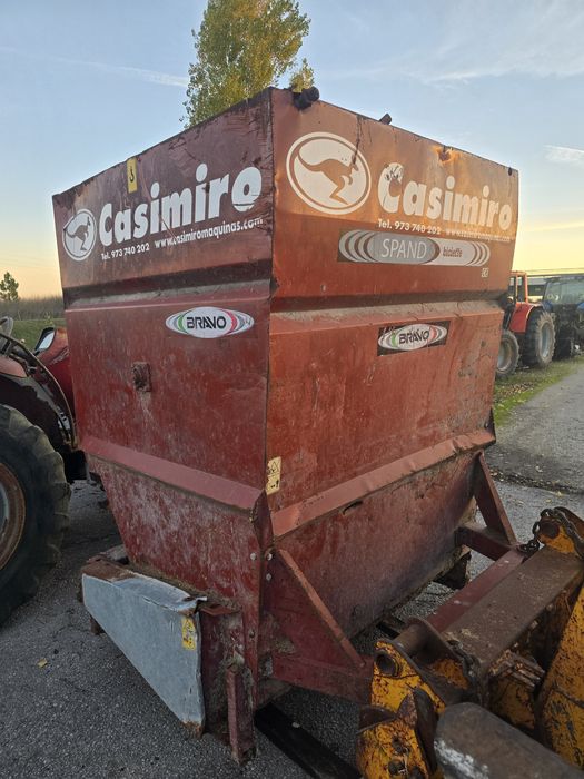 Espalhador de Palha Bravo Spand 36