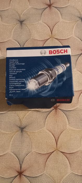 свічки запалювання BOSCH YR7SII3520X,0242135557.