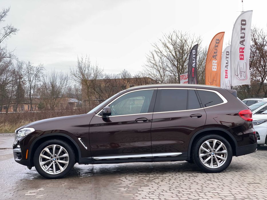 BMW X3 2018 2.0 бензин
