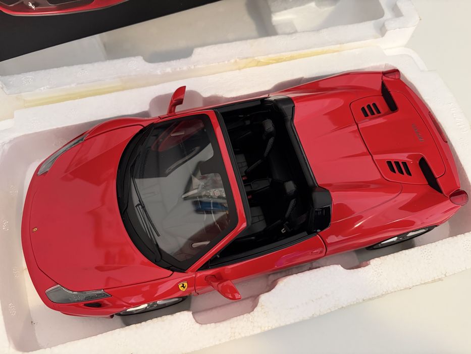 1:18 Ferrari 458 Italia Spider Hot Wheels Elite