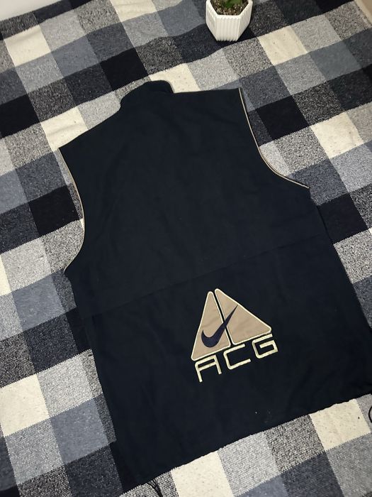 Вінтажна жилетка Nike ACG | L розмір