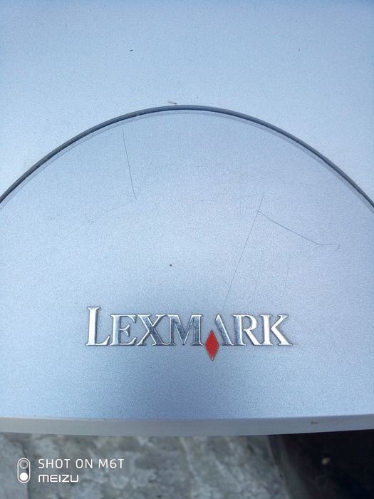 принтр Lexmark. рабочий нет картриджа