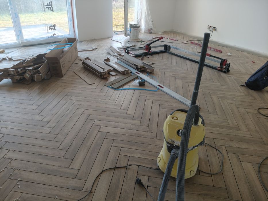 Wykończenia pod klucz płytki g-k malowanie