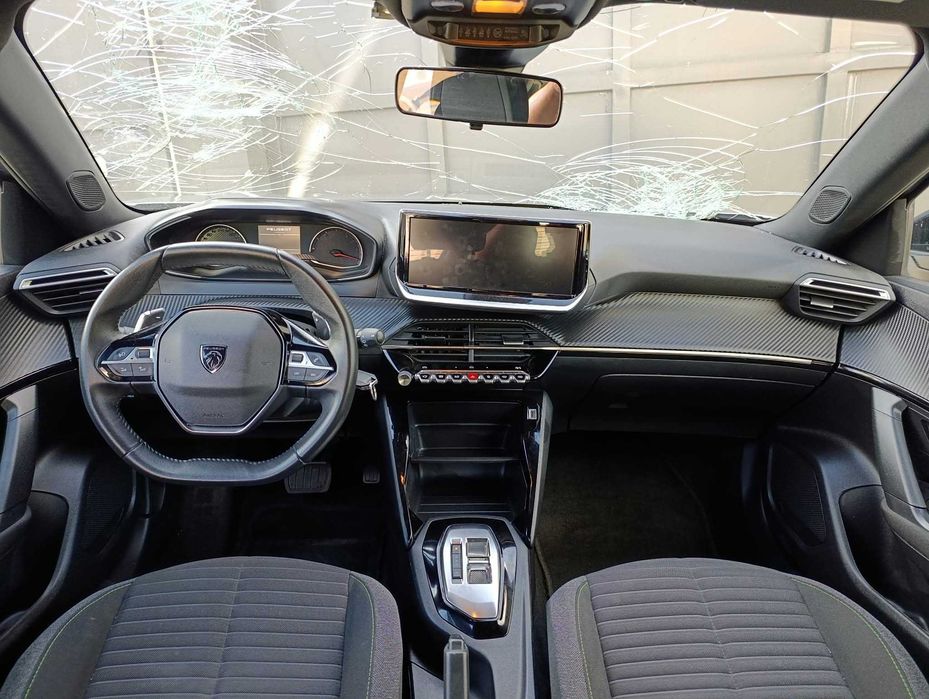 Peugeot 2008 1.5HDI Active EAT8