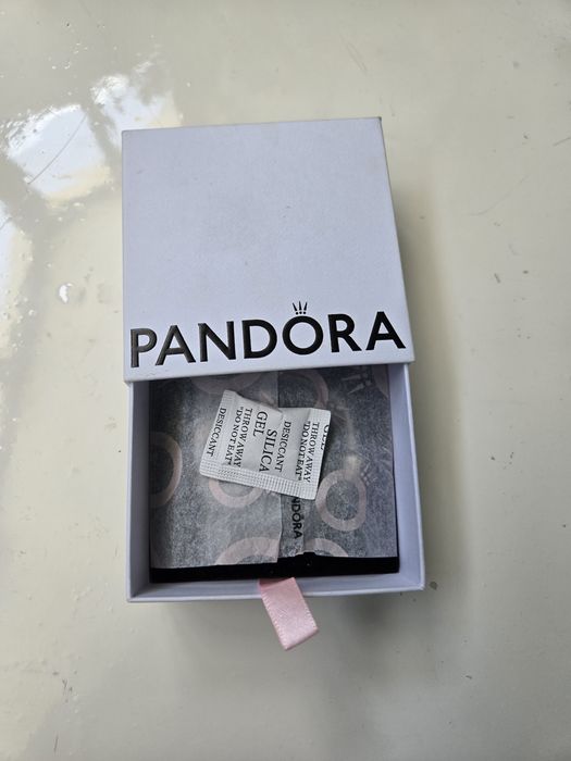 Pulseira Pandora original (Tamanho 16) numerada com comprovativo - Como nova com caixa
