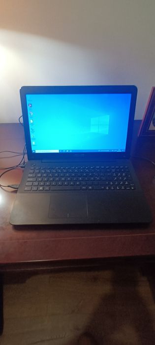 Asus Laptop i5200u X55