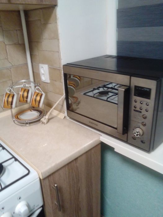 Подобово 1-кімнатна,1 поверх