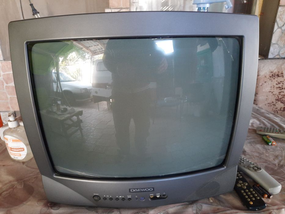 Телевизор Самсунг 24диагональ