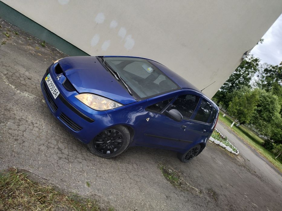 Мітсубіші Colt автомат, 1.3 газ бензин