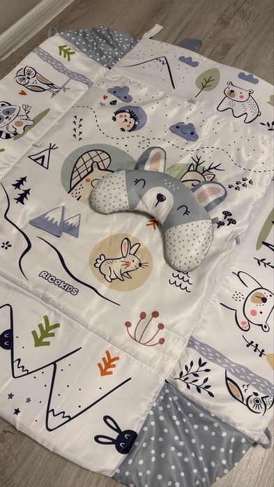 Килимок Ricokids з дугами та іграшками