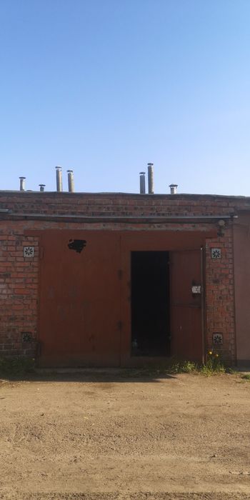 Гараж ак 39 біля обласної лікарні