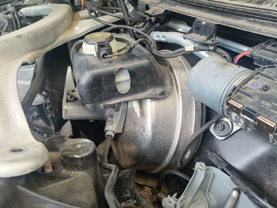Servofreio AUDI A6 (4G2, 4GC, C7)