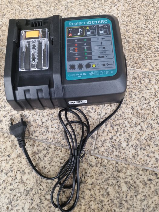 carregador rápido compatível com baterias Makita, modelo ⁠DC18RC  mais 1 baterias