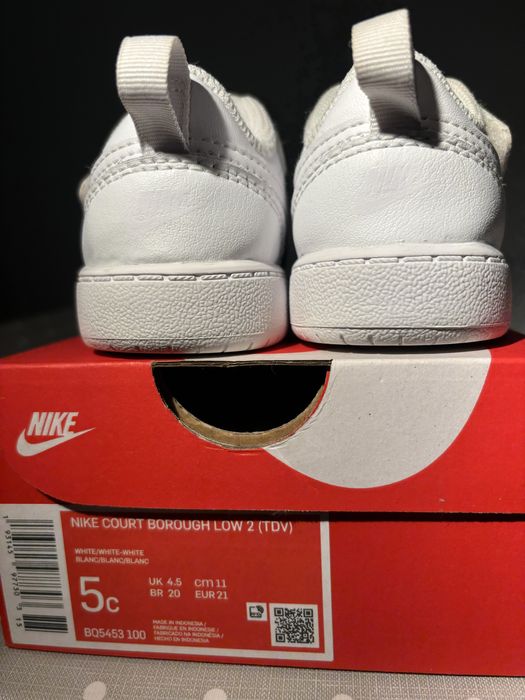 Sapatilhas Nike 21