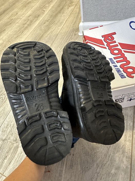 Продам зимовий костюм Lenne та в подарунок чоботи Kuoma