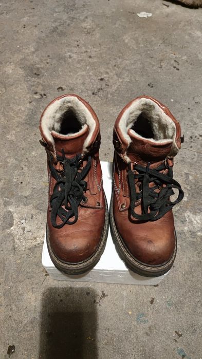Buty zimowe skóra naturalna ocieplone barankiem rozm.38