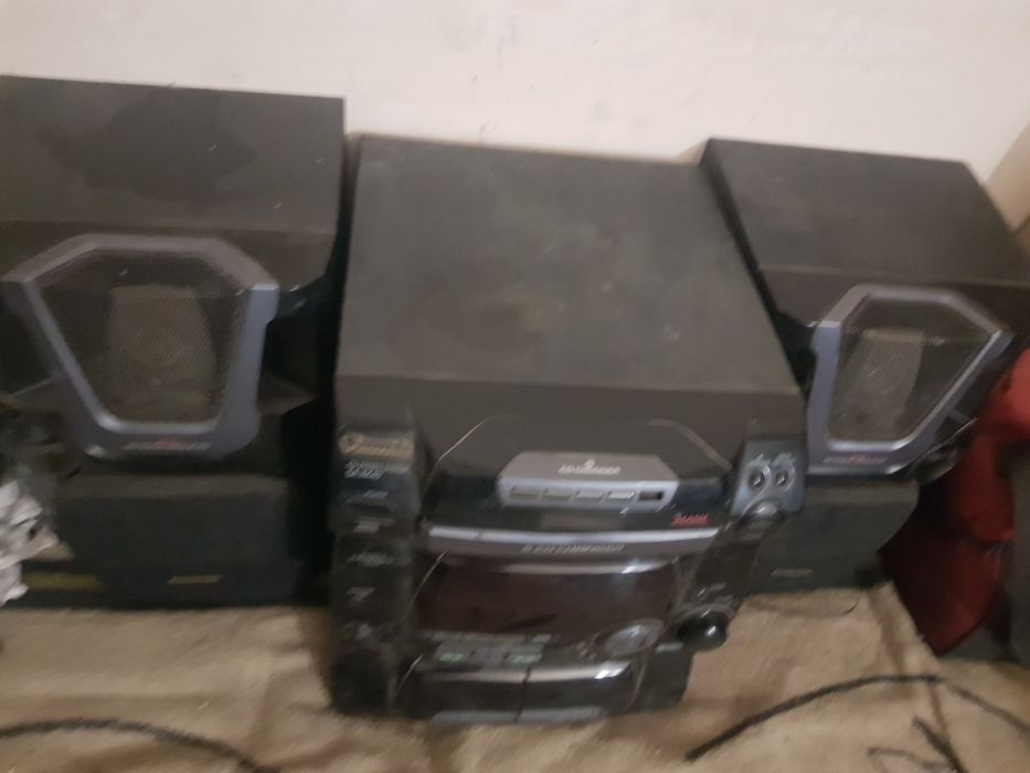 Колонки на Музыкальный центр Panasonic пара колонок