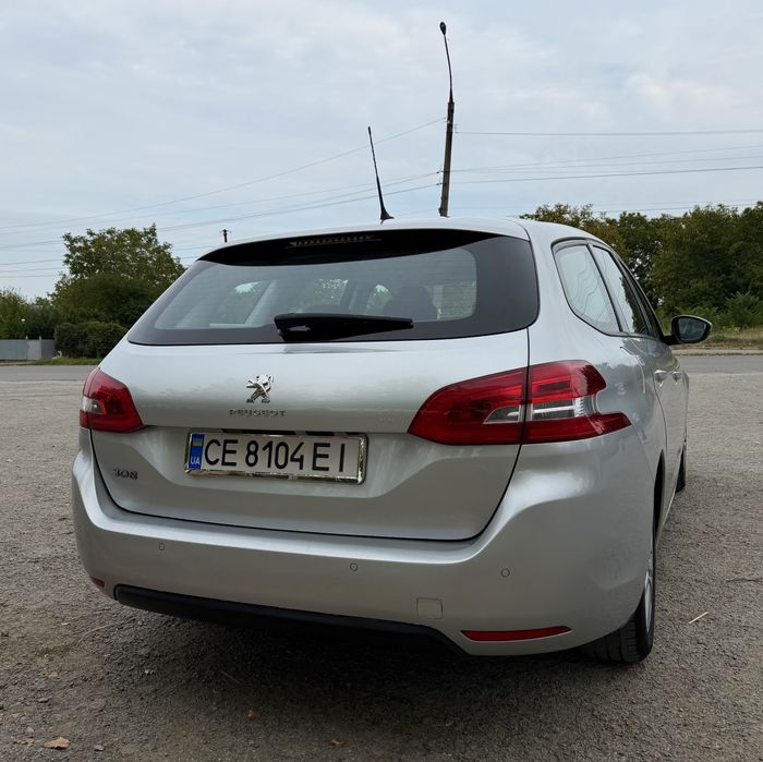 Продаю власне авто Peugeot 308 2014 1.6d