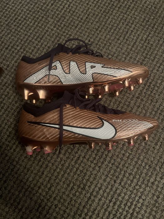 Nike Zoom Mercurial Vapor 15 Elite AG-Pro Soccer Shoes (DR5935-810)